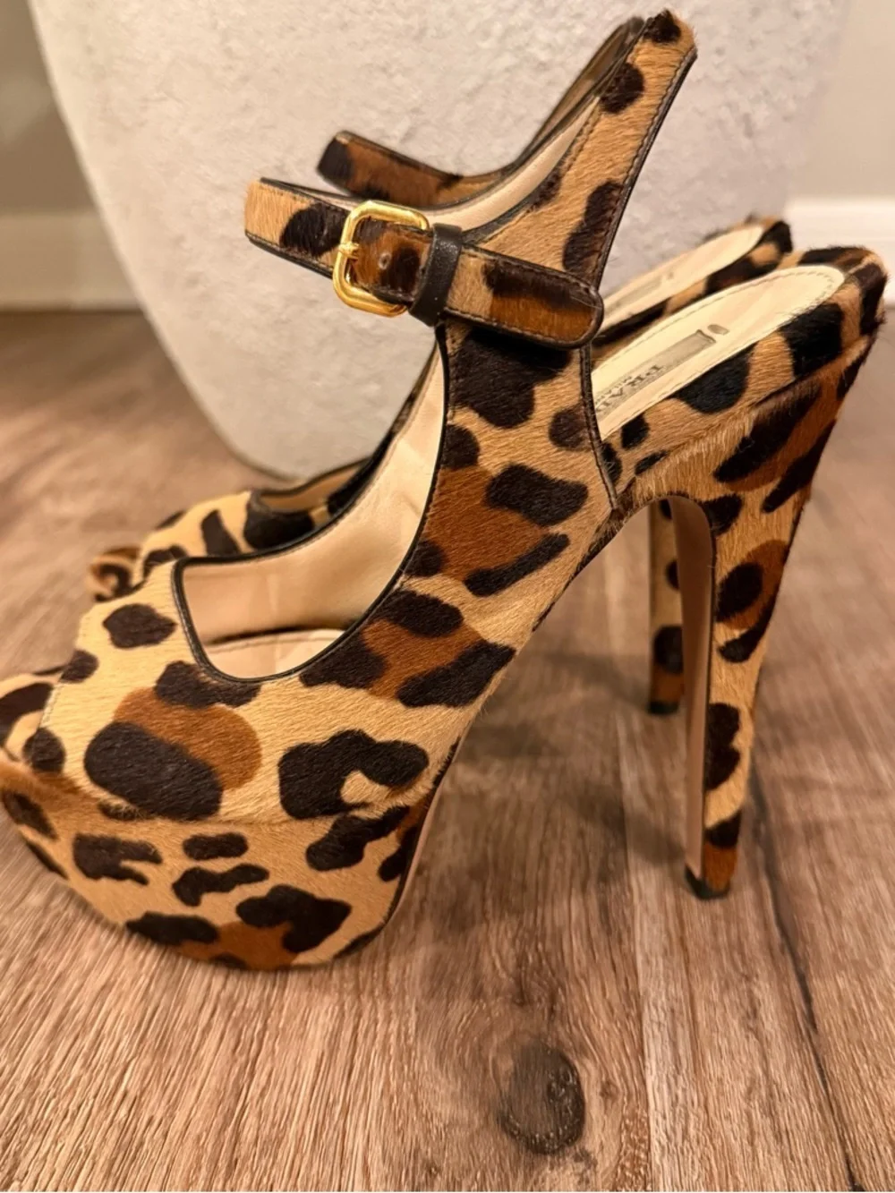 PRADA Leopard Print Pony Hair Slingback Platform Heels Luxury Designer Sz 35/5
